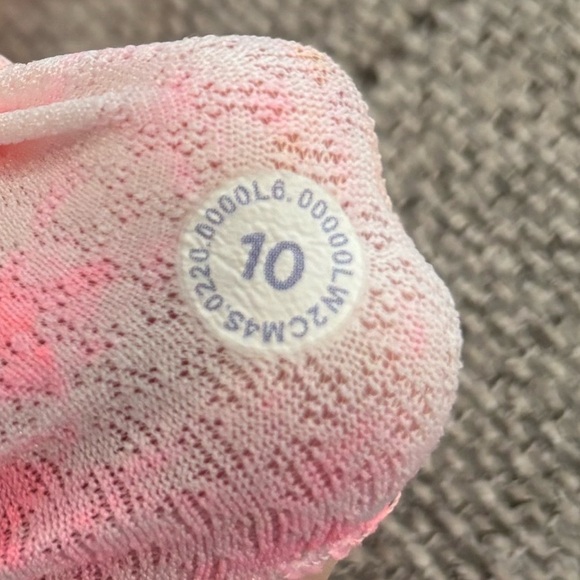 NWT Lululemon Energy Bra High Neck Long Line Size 10 Orange Tie Dye - Picture 6 of 6